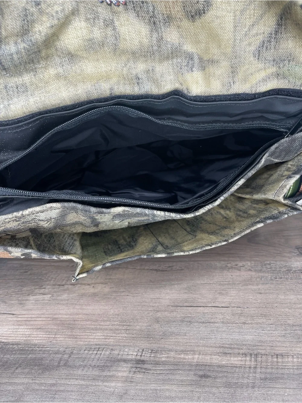New vintage Avery camo hunters bag tote